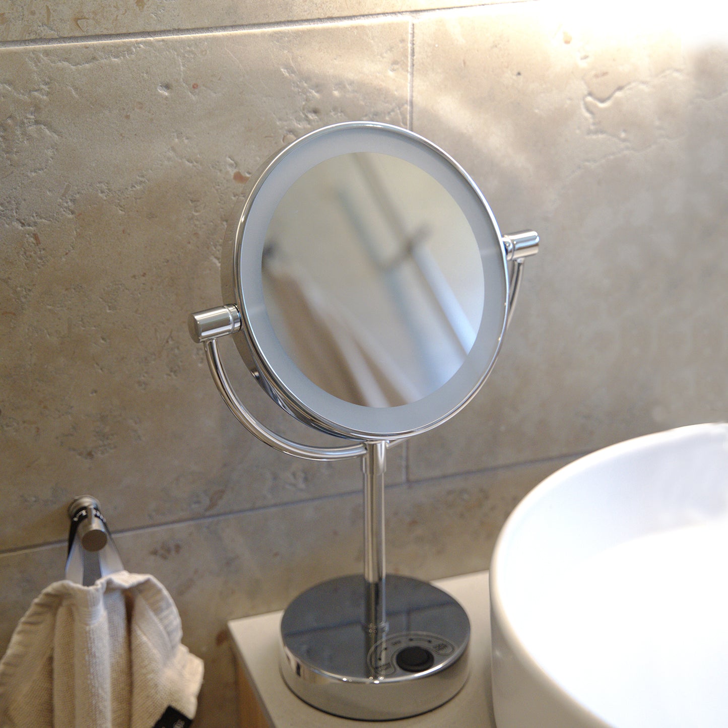Shaving/Make-up Mirror