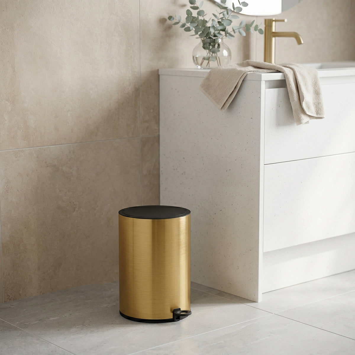 Pedal bin