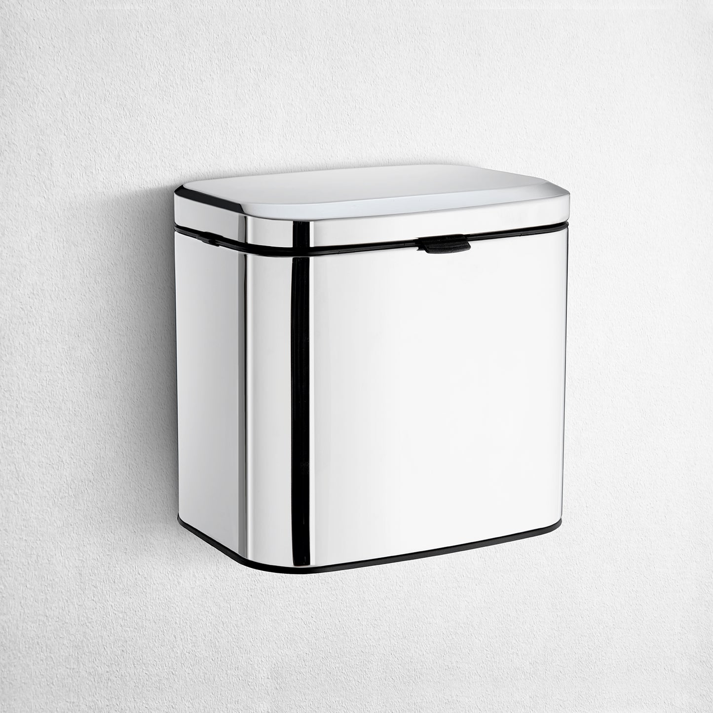 Wallmounted bin