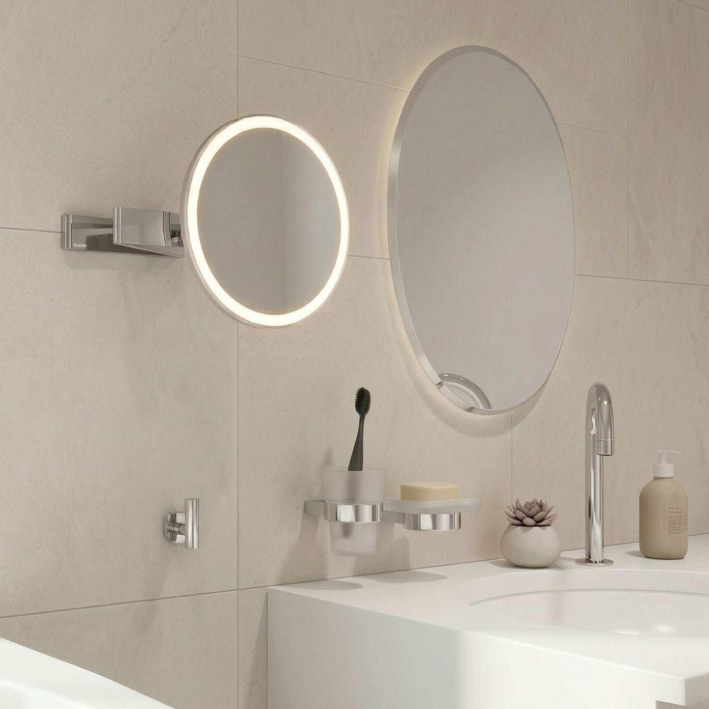Shaving/Make-up Mirror
